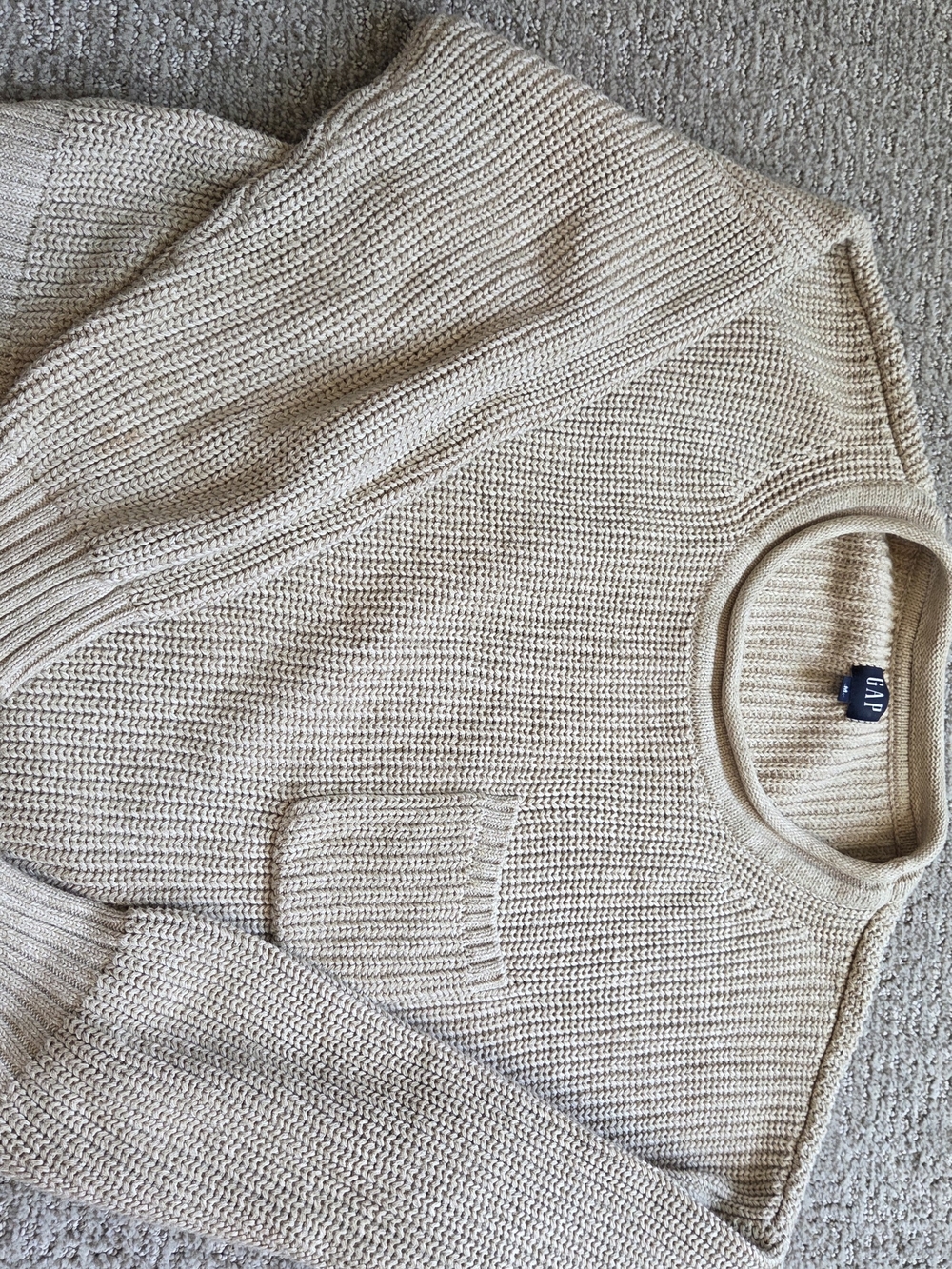 GAP Men’s Crewneck Sweater in Light Beige